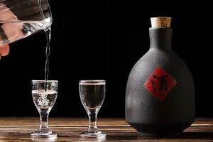 白酒行業(yè)的發(fā)展優(yōu)勢(shì)與市場(chǎng)前景